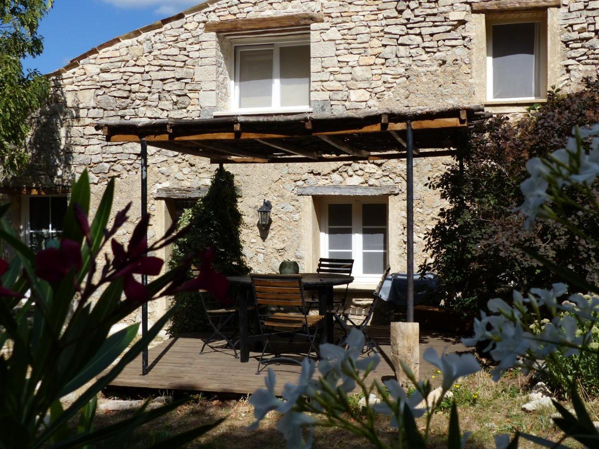 Malia - Chambres D'Hotes & Gite Barret-de-Lioure Exteriör bild