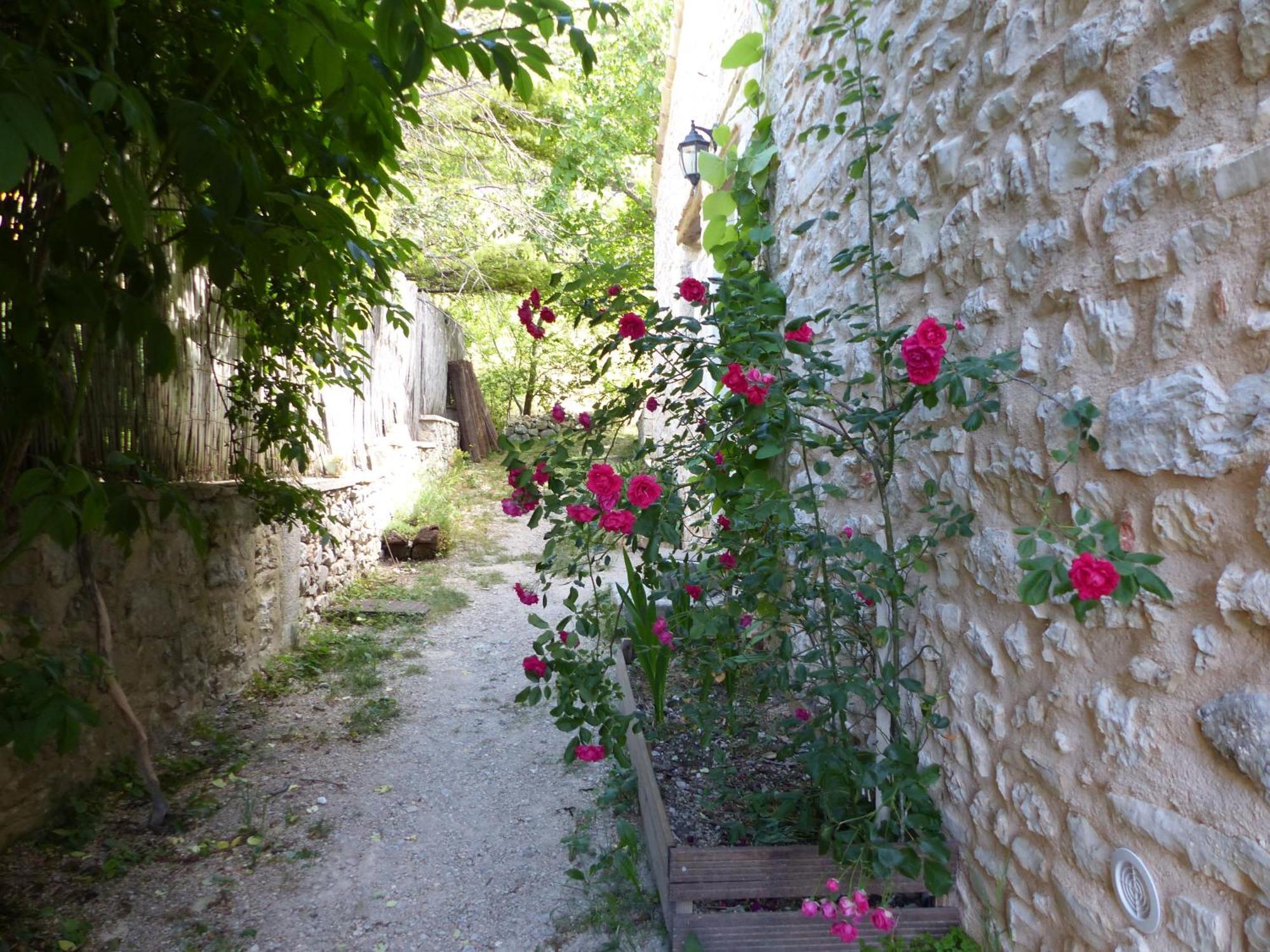 Malia - Chambres D'Hotes & Gite Barret-de-Lioure Exteriör bild